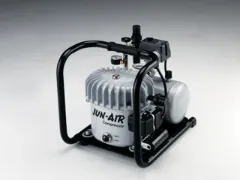 Jun-Air oljesmurte kompressorer montert på tank, bilde 1 av 7