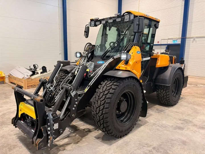Demo Wille 675 redskapsbærer fra 2025