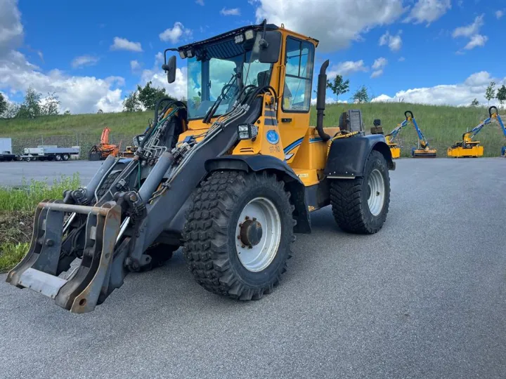 Brukt Wille 855C redskapsbærer fra 2008